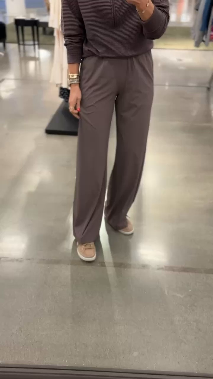 Still in stock! These pants and shoes definitely came home with me! @Vionic Shoes @nordstrom