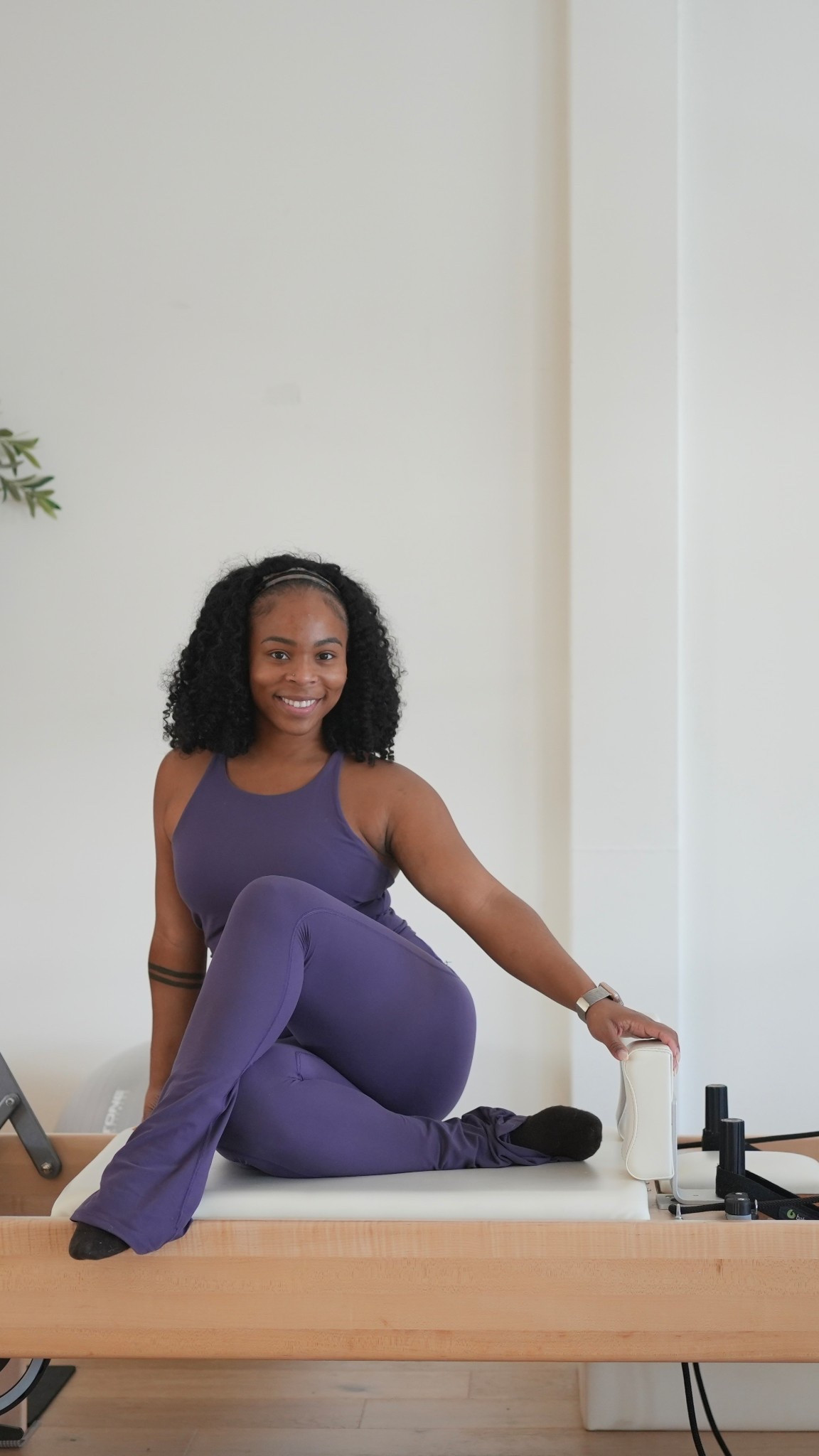 Wearing my favorite activewear set for today’s Pilates class — supportive and doesn’t roll down during reformer work 🙌🏽

I’m wearing a size small in both pieces. fits true to size and feels buttery soft with compression in all the right places.

Perfect for low-impact workouts like Pilates, yoga, and hot girl walks 🖤

#LTKActive #LTKPetite #LTKFindsUnder100