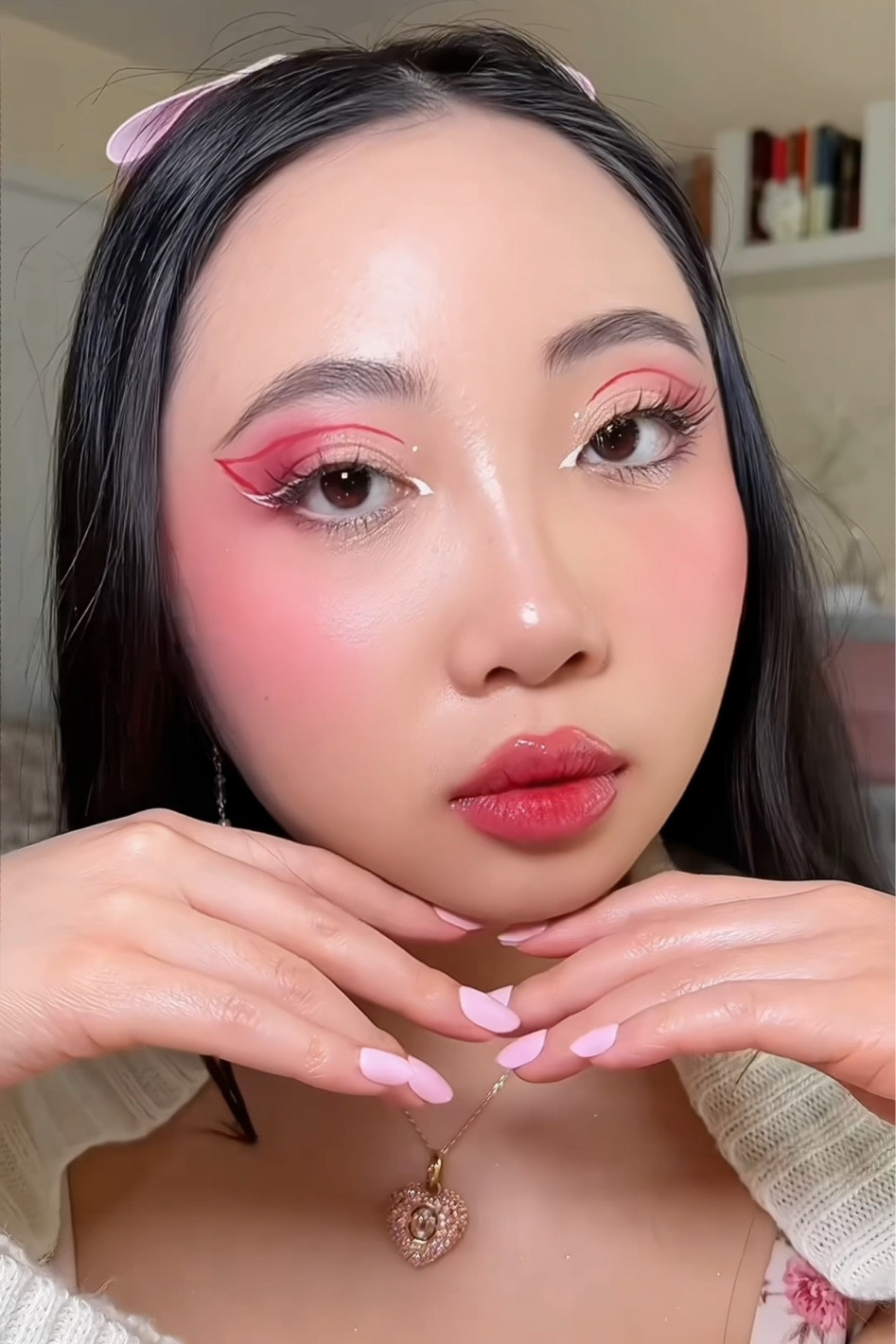 The trick is to use a lip brush! Products used: ⬇️

Blush: @memebox_official 
Lip cream: @flowerknows_global 
Use code TERRYBERRY 🫶🏻✨
Lip gloss: @sephoracollection 

#liptutorial #plumplips #lipmakeuptutorial #liplook #lipcombo

#LTKbeauty #LTKstyletip #LTKAsia