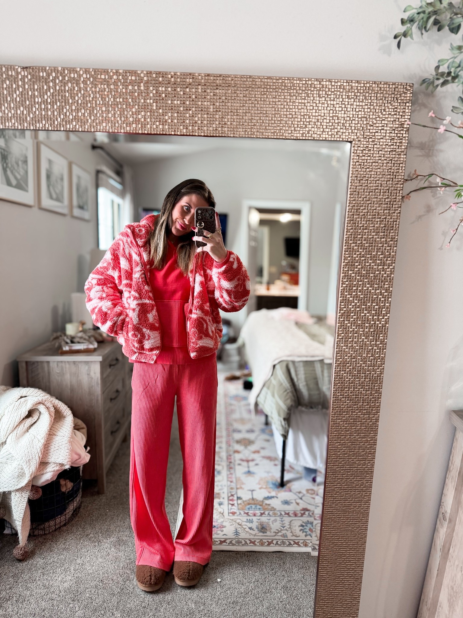 Style diary: aerie Black Friday set I got for crazy cheap | so cozy | jacket is also aerie but from a couple years ago ❤️🤌🏼
#aeriereal #salefinds #casualsets 

#LTKActive #LTKFindsUnder50 #LTKSaleAlert