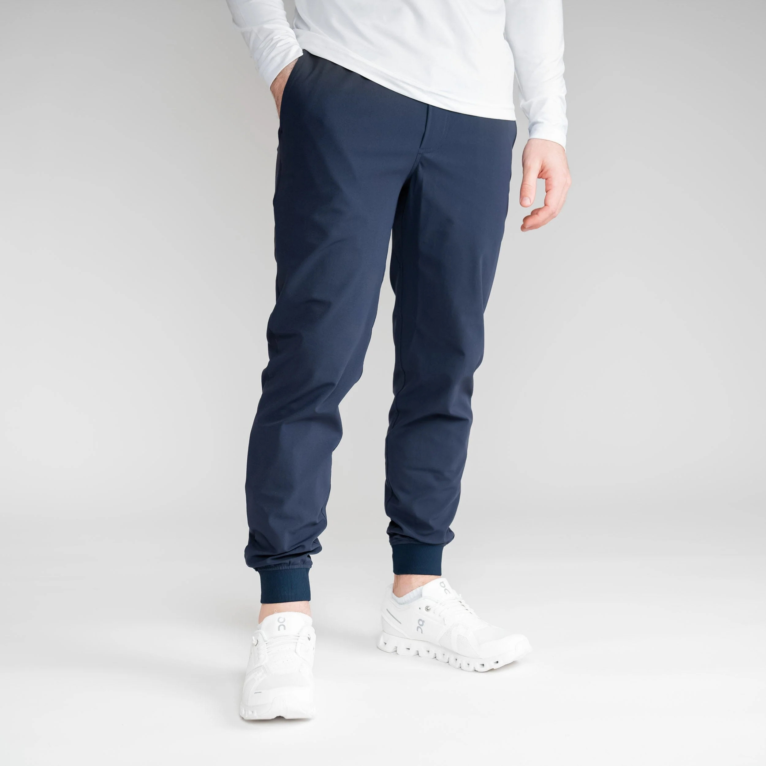 Delta Performance Jogger | RHOBACK