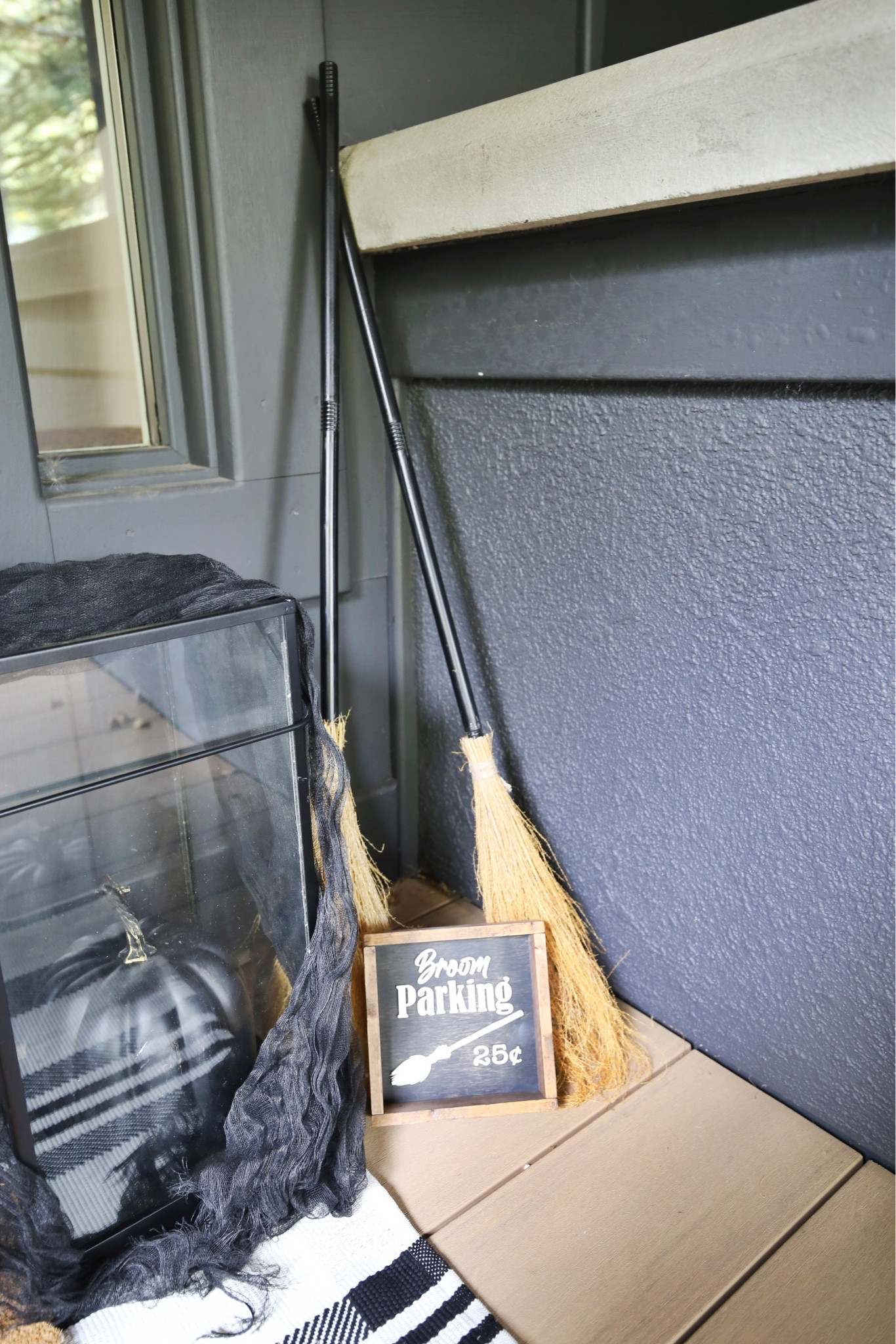 HOME \ Halloween witchy front door decor details!

Amazon

#LTKHalloween #LTKfindsunder50 #LTKhome