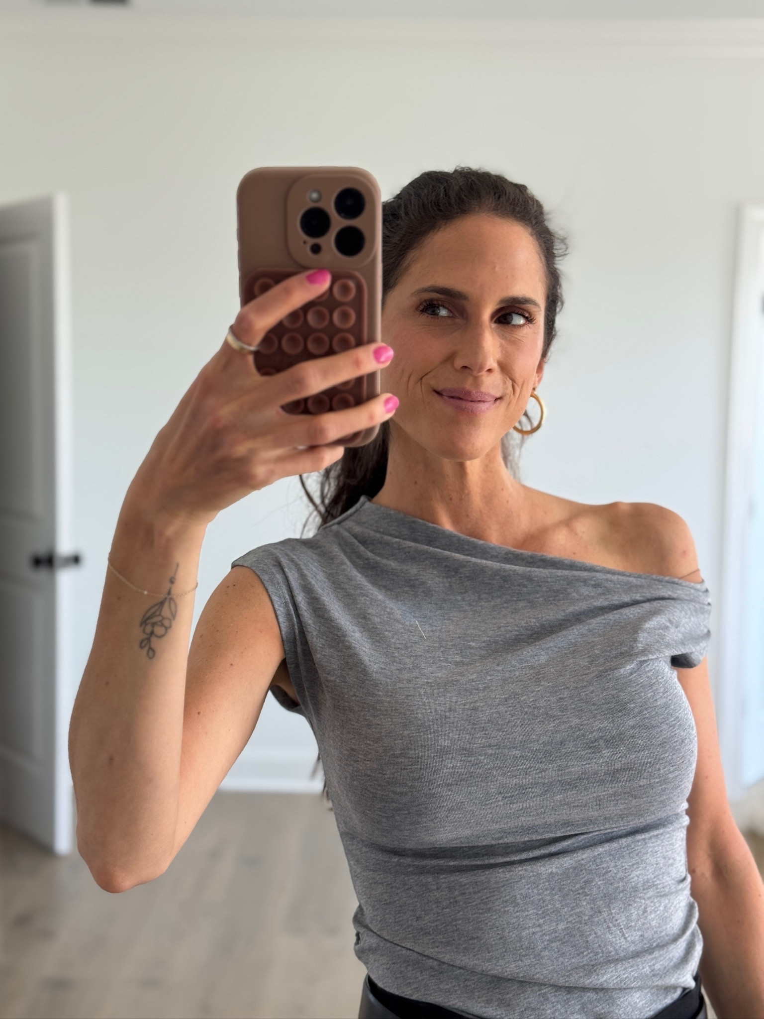 An easy outfit that feels a little more elevated.

Simple basics, but the fit and details make it look so put together without any extra effort. This is one of those looks you can wear anywhere and feel confident.

#LTKdayinmylife #LTKSeasonal #LTKootd