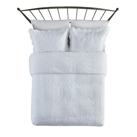 Better Homes & Gardens Paisley Medallion Cotton Quilt, Full/Queen, White | Walmart (US)