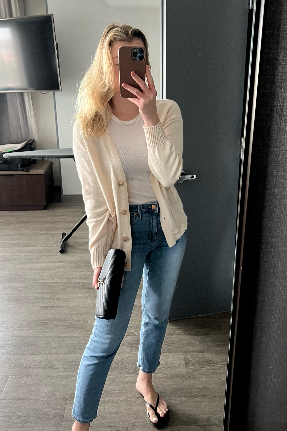 Transitional fall look walking around Boulder 

#LTKstyletip #LTKSeasonal #LTKunder50