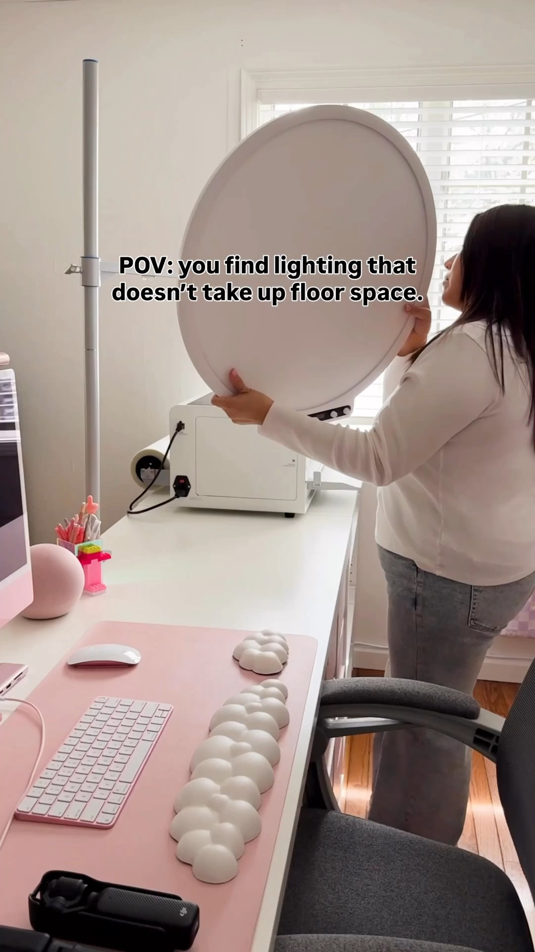 🎥 No more tripping over another tripod stand. Plus, having it on your desk means no excuses for your yapping videos. 🤌🏼 



#LTKvlog #LTKdayinmylife #LTKmomlife