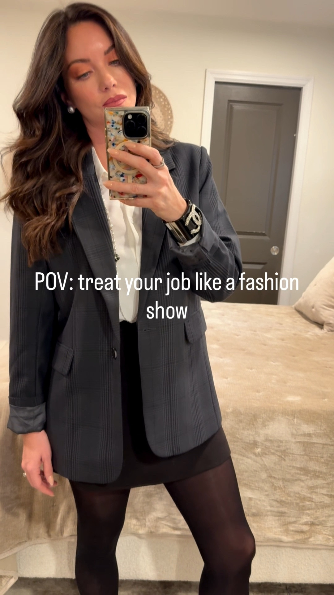 Treat your workplace like a fashion show 🖤 make sure to check out the similar items I have linked, most from Amazon, to create a very similar affordable look 👀 
#grwm #womensfashion #workwear #corporategirls #LTK #amazonfashion