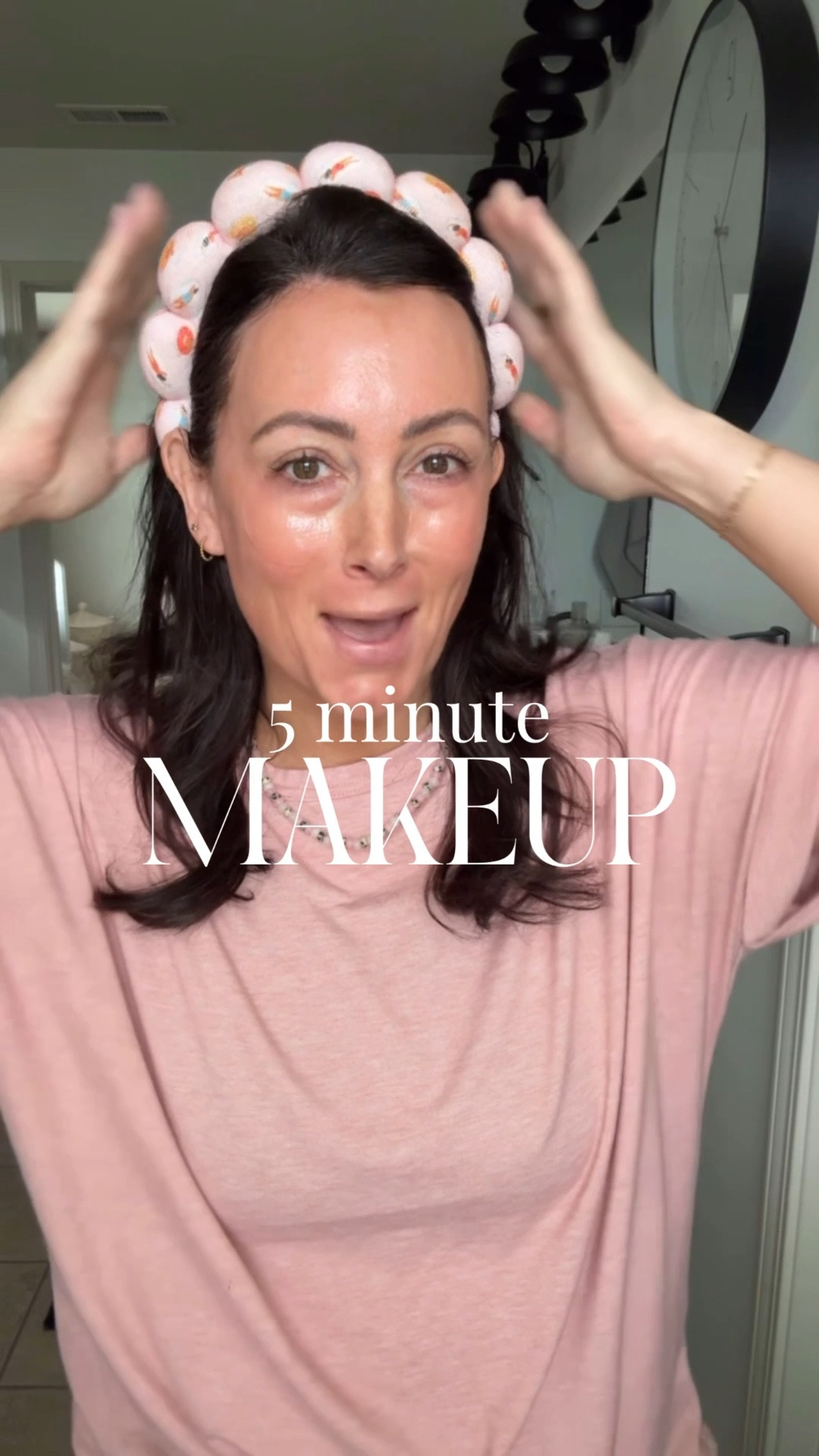 5 minute makeup! 

#LTKgrwm #LTKootd #LTKBeauty