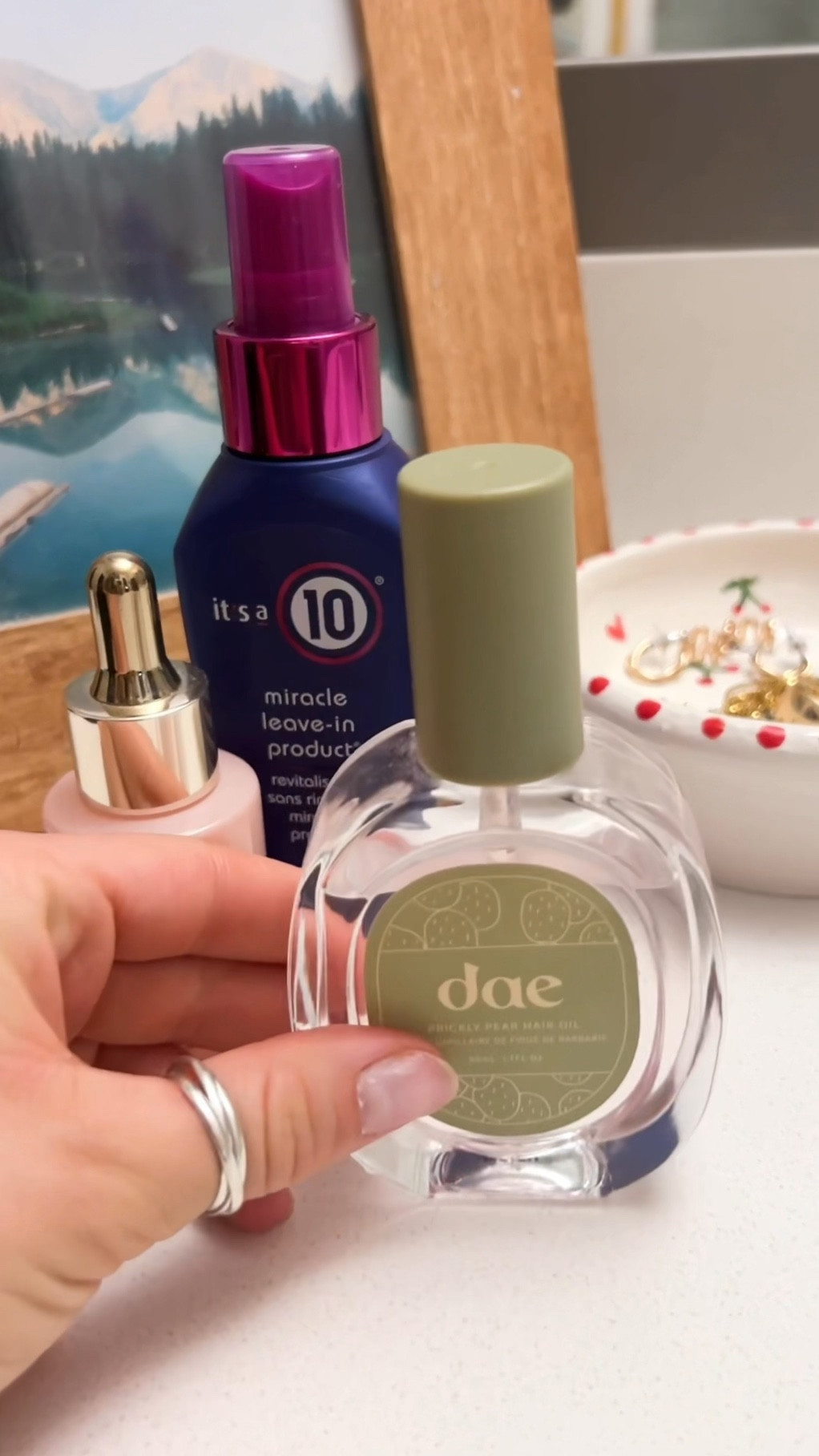 My favs for hair lately! Been using Vegamour for almost a year now & I talk about it all the time. My hair is longer, stronger, and no product has changed it like this one! It’s a 10 is my absolute favorite 🤩 and dae is perfect for some additional shine & I put it on my ends as well. 

*if you buy anything on Amazon, make sure the product comes directly from the brand* 