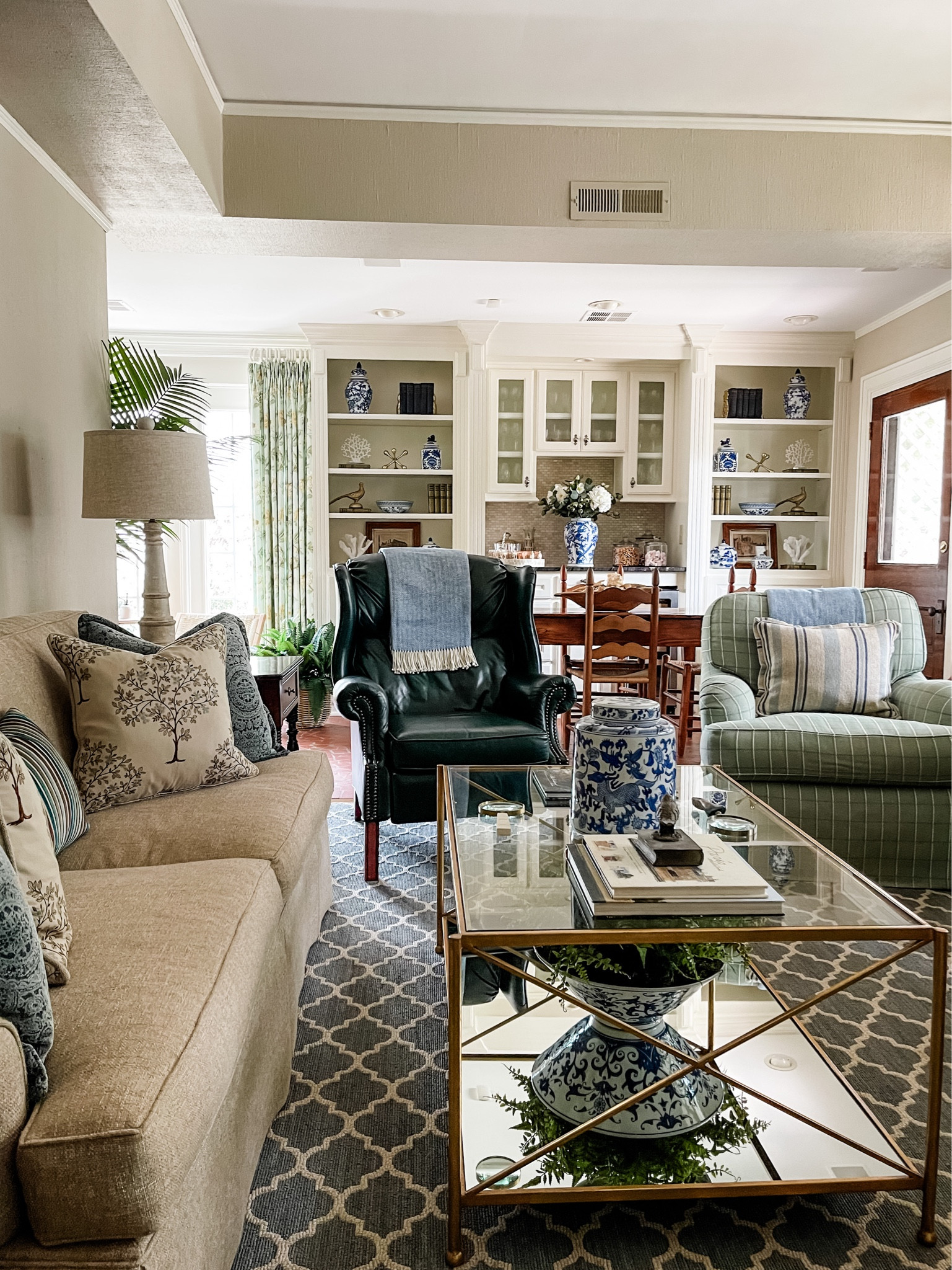 Family Room Details 💙

#LTKfindsunder100 #LTKstyletip #LTKhome