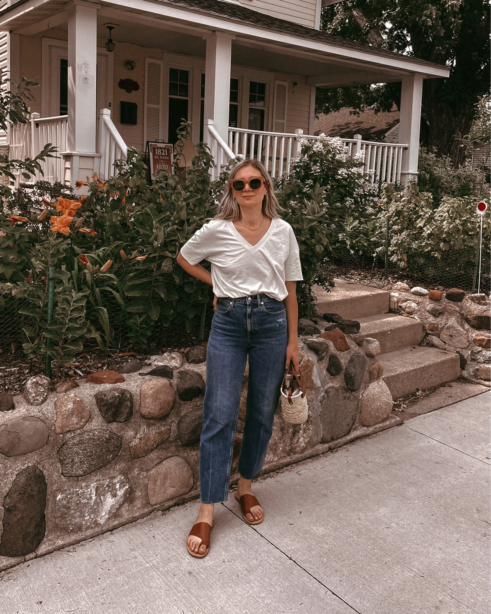 Spring basics outfit idea 

#LTKSeasonal