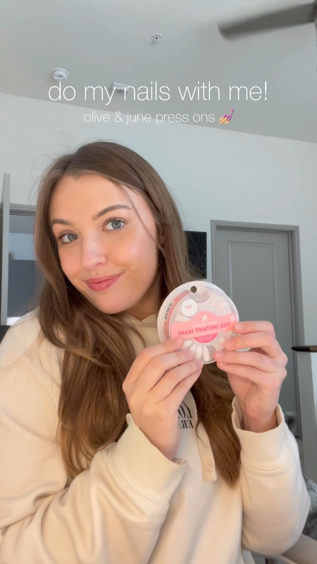 Do my nails with me!

Olive & June press on nails  short nails  white nails  nail tutorial  nail inspo  beauty 

#LTKFindsUnder50 #LTKStyleTip #LTKBeauty