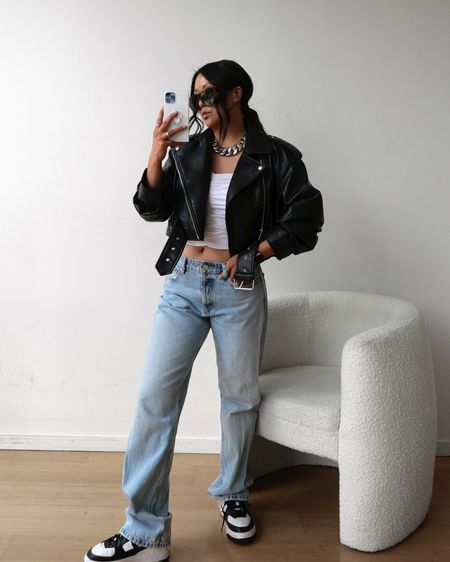 Casual everyday denim and cropped leather jacket 

#LTKstyletip
