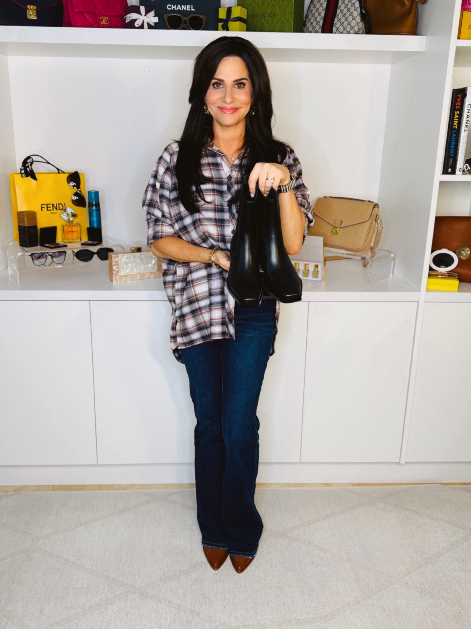 Top sm , jeans 25 , booties TTS 

#LTKStyleTip #LTKxNSale #LTKOver40