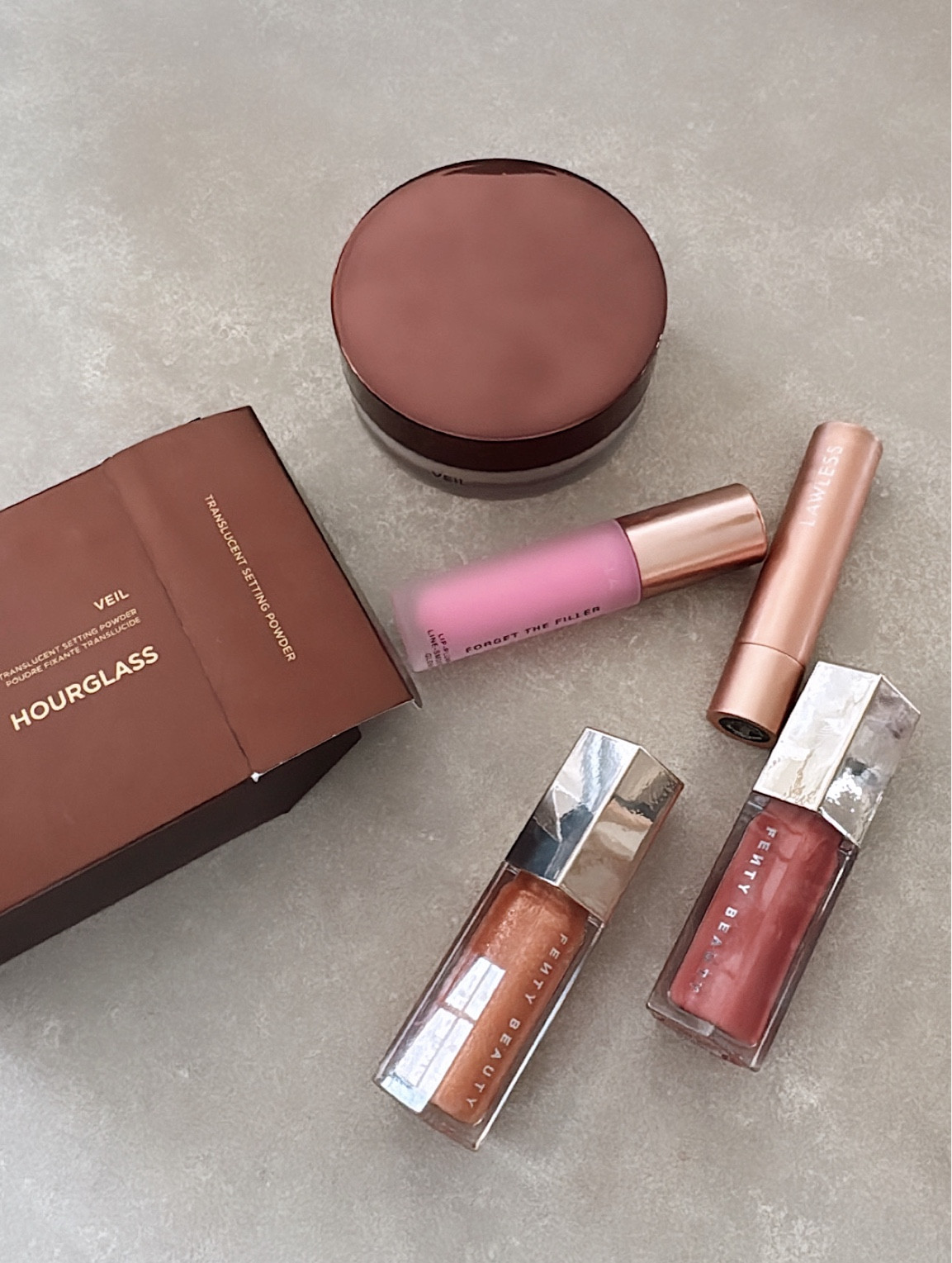 Sephora haul! 
Setting powder: translucent 
Lip shades:
Fenty: fussy & champ stamp fantasy
Lawless: daisy pink & juicy watermelon 
Dibs code: LILLIEBAG 

Makeup. Spring beauty. Lip gloss.
Beauty finds. 


#LTKbeauty #LTKfindsunder50