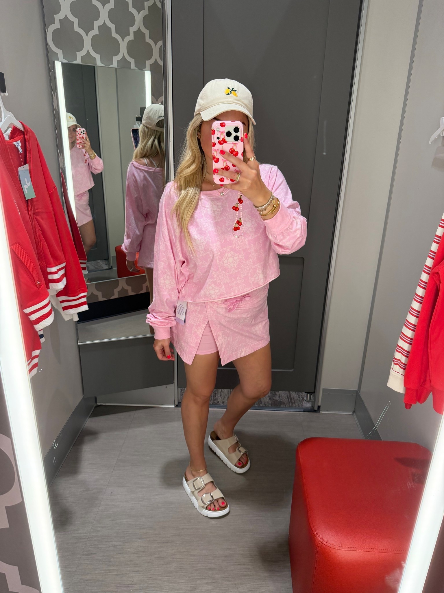 New @Target matching set 
Size small