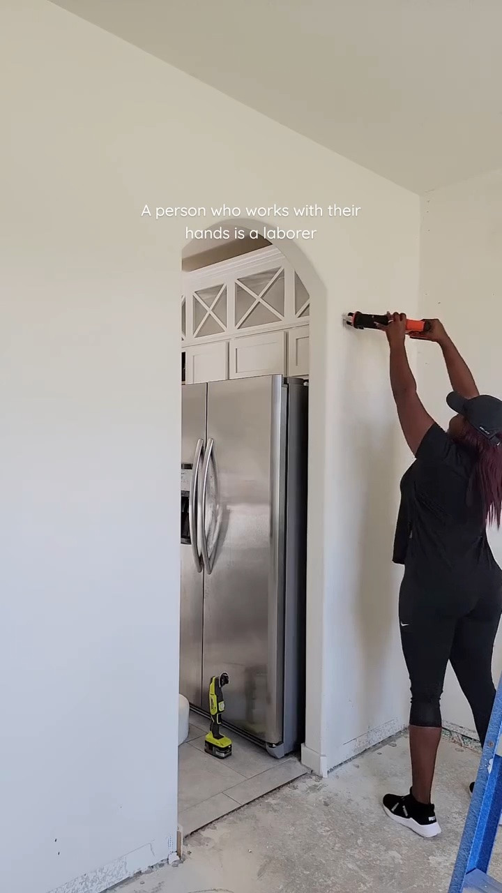 Working with my hands. Learning with my mind. Building with my heart💕