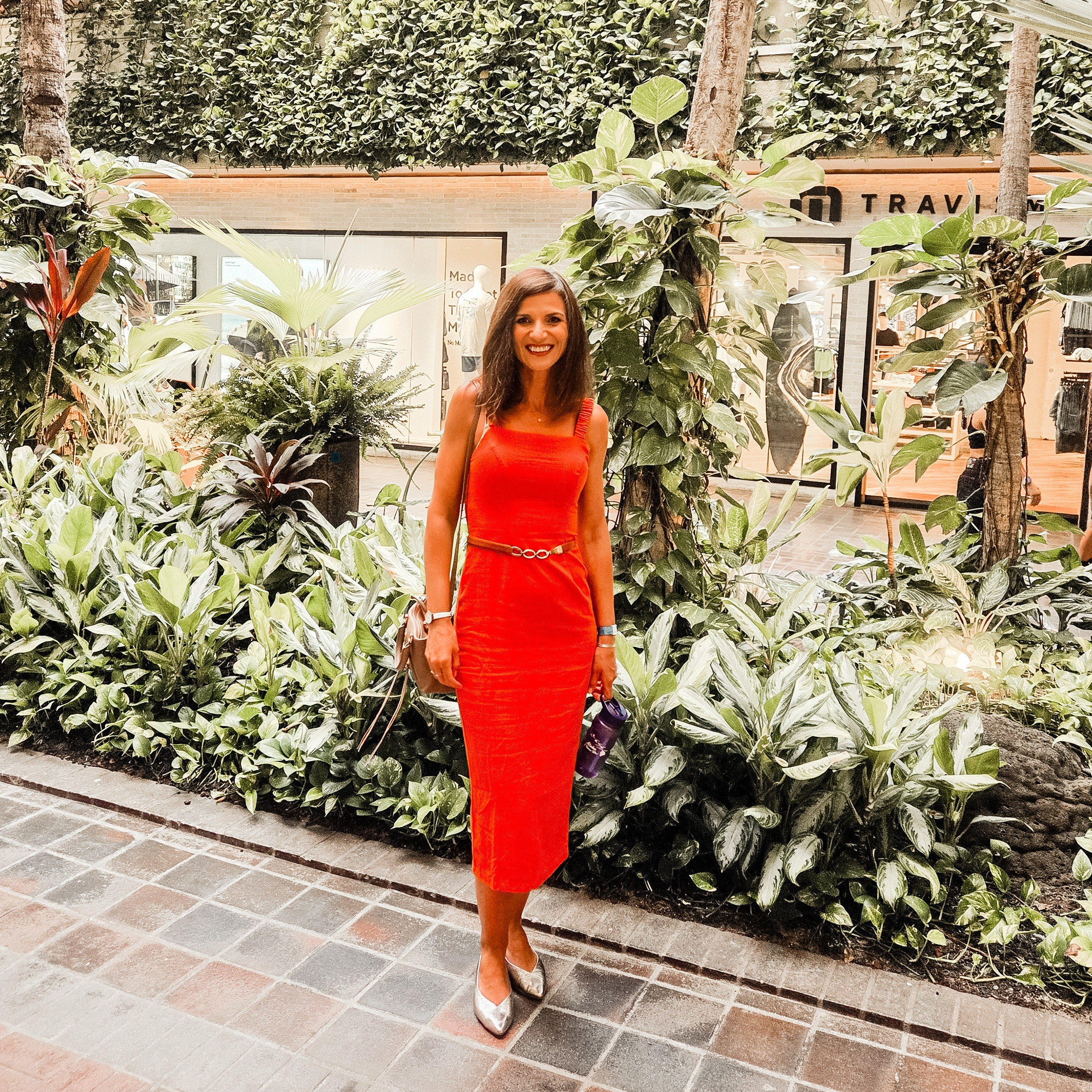 This linen blend dress is a must-have. It is elegant and fitting for so many occasions. Fully lined and tea length make it appropriate for the office, a wedding or even a night out. Currently on SALE!! 

#LTKFallSale #LTKOver40 #LTKFindsUnder100