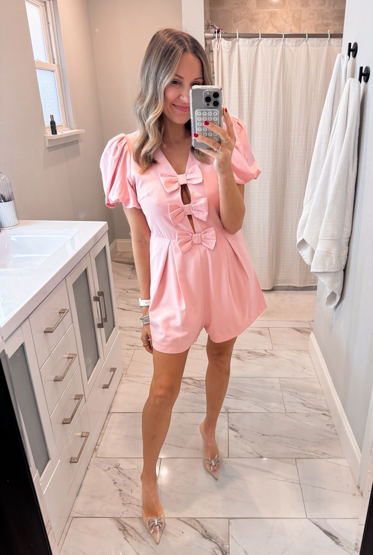 Wearing a small! Could’ve sized down one!

#LTKHoliday #LTKGiftGuide #LTKSeasonal