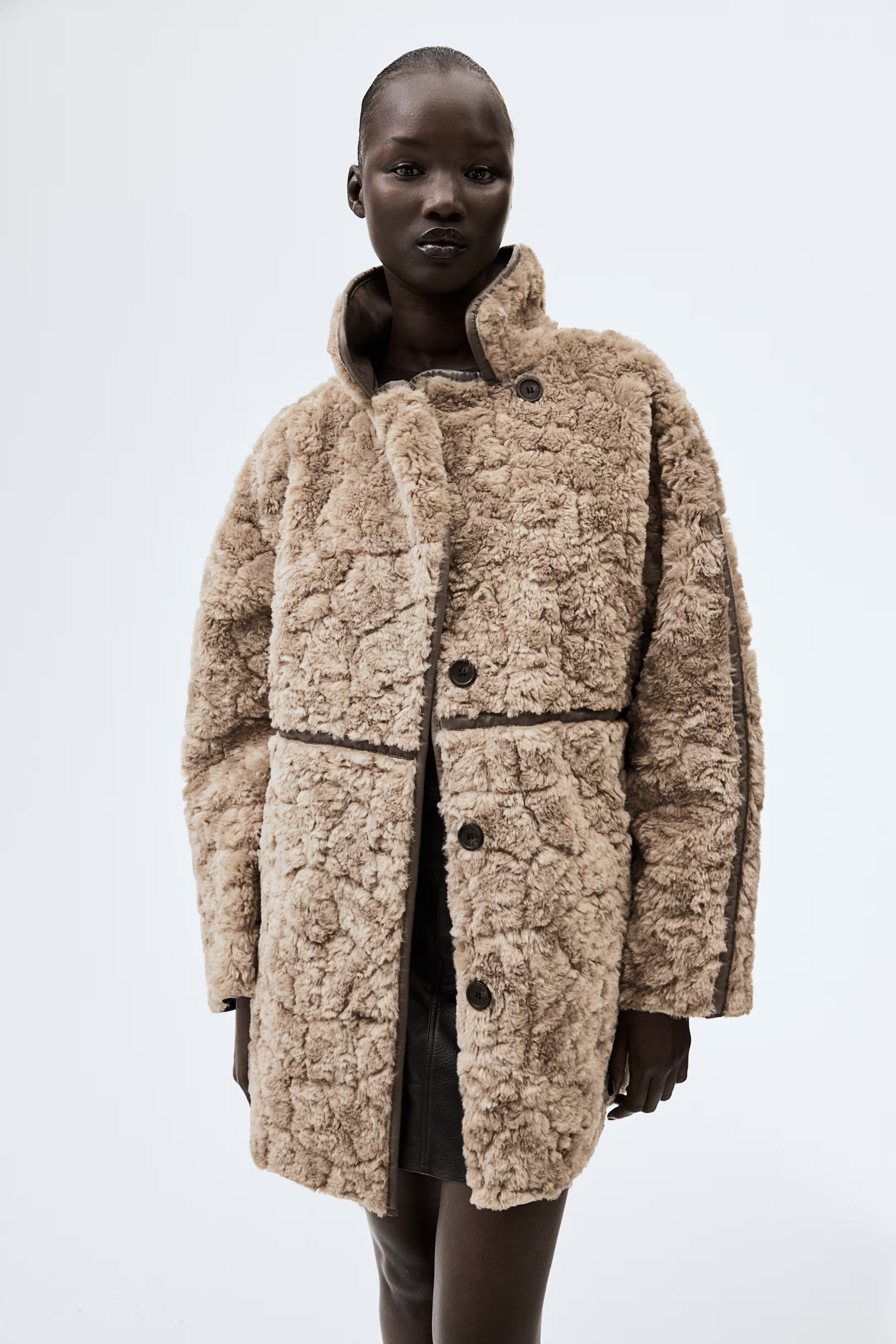 Fluffy coat | H&M (UK, MY, IN, SG, PH, TW, HK)
