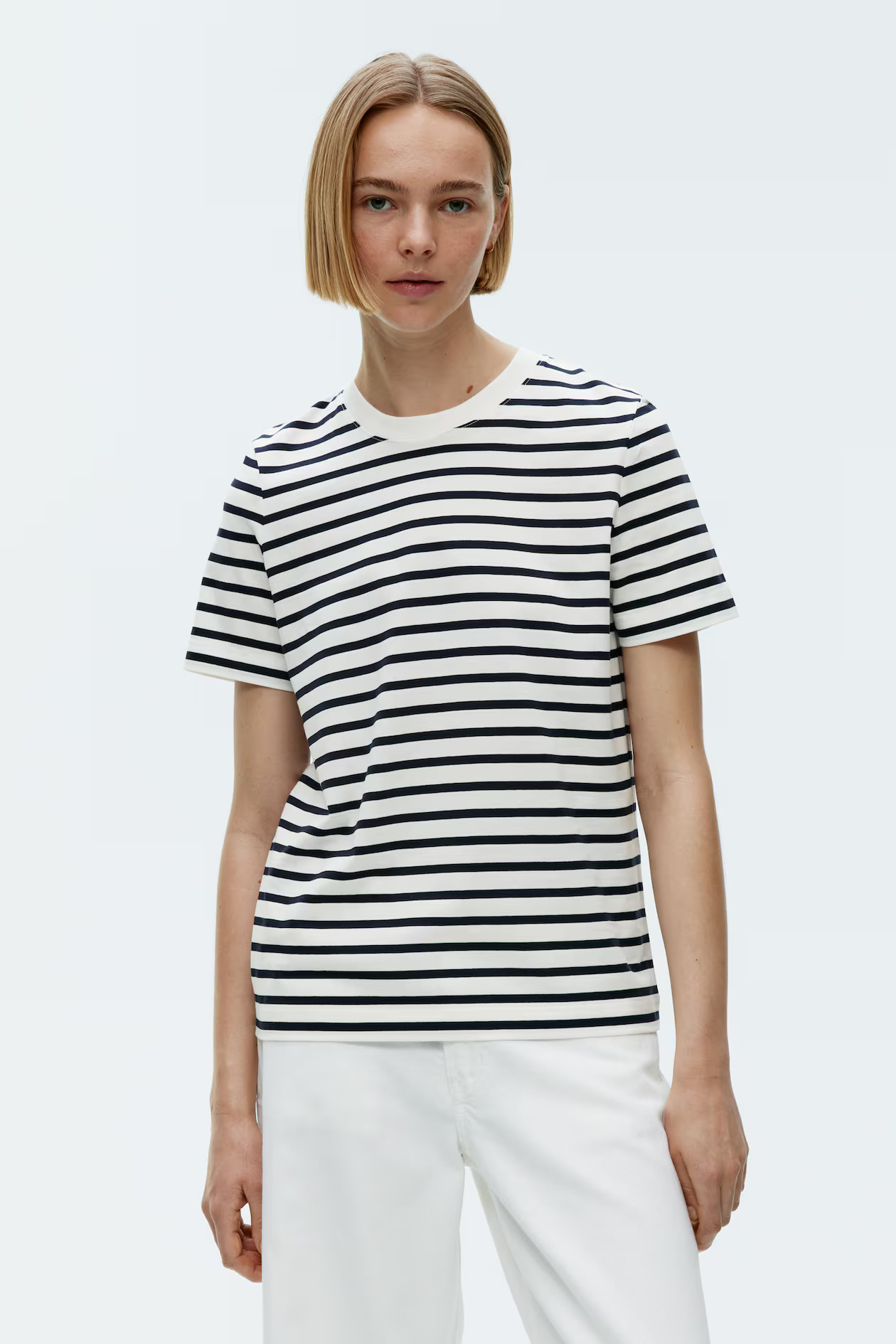 T-Shirt mit Rundhalsausschnitt - Weiß/Blau - Ladies | H&M AT | H&M (DE, AT, CH, NL, FI)