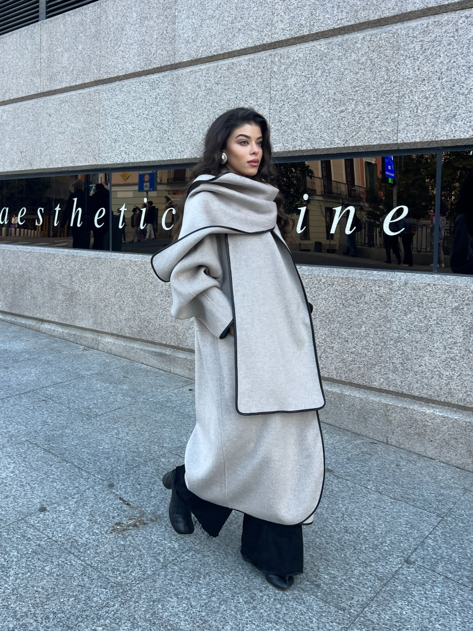 COS FAV COAT OF THE SEASON 🥰



#LTKeurope #LTKautumn #LTKespana