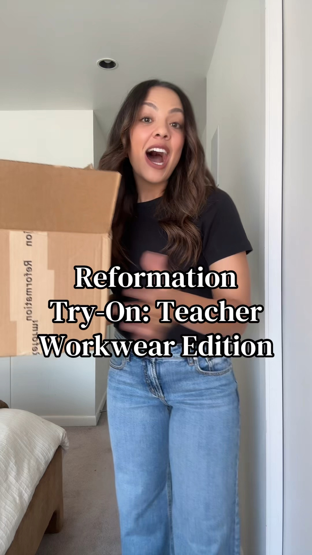 Reformation try on haul!

-Green cashmere crewneck sweater, I have a size large.
-Cream low rise tailored trousers, I have a size 10.
-Copper cardigan, I have a size large.
-Chartreuse satin coat, I have a size large.
-Yellow satin mules, I have a size 9.5. 
-satin sneakers.

#LTKfall #LTKworkwear #LTKstyletip