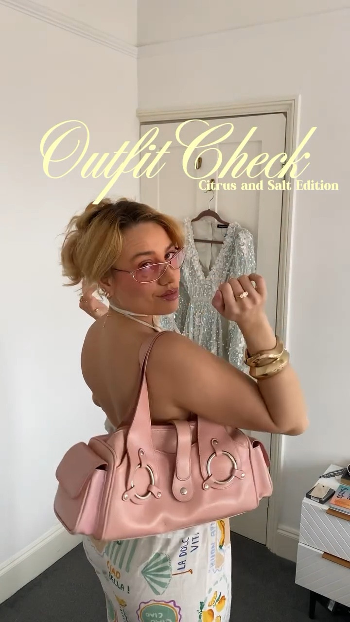 On my way to a Citrus and Salt themed lunch with the most perfect accessories and outfit 🍋🌸

Summer wardrobe , Ibiza style , Ibiza fashion , Pinterest aesthetic, summer outfit , linen fashion, casual outfit , cute outfit , capri outfit 

#outfitcheck #outfittoday #grwmreel #summeroutfitideas #summeroutfitinspo #springfashion #pinterestaesthetic #linentrousers #haltertop #chanelsunglasses #ibizastyle