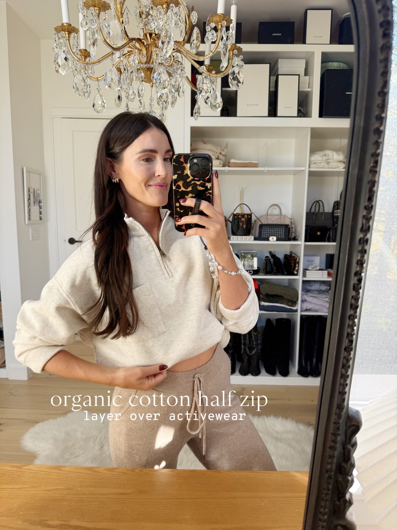 Organic cotton half zip! Love to layer on over activewear 👏🏻 wearing a small

Fall loungewear