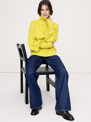 Italian Merino-Blend Turtleneck Sweater | Banana Republic (US)