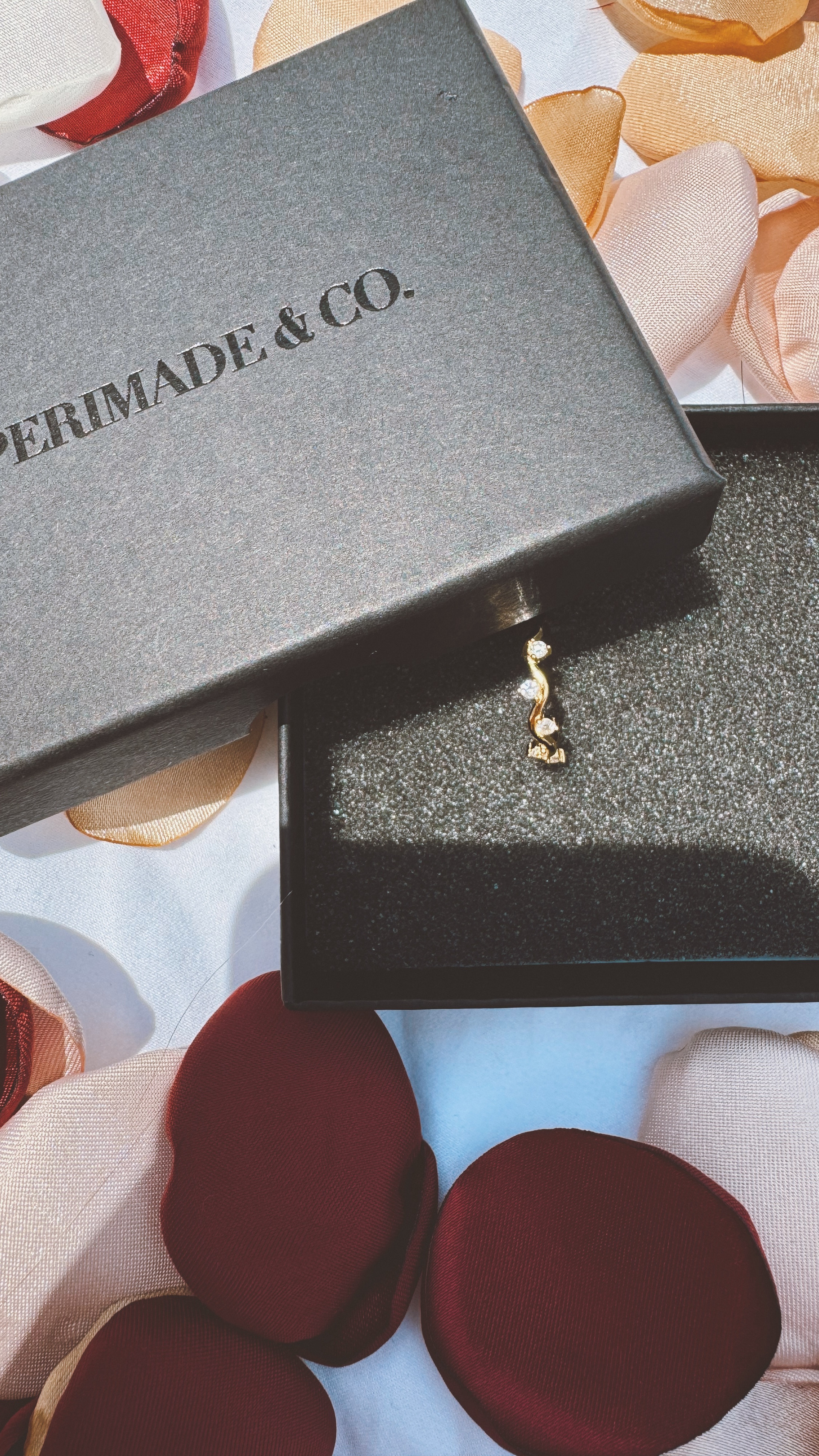 dainty jewelry + maximalist nails = the perfect combo 🤩💍💅🏾

I found one of the prettiest rings from @perimadeandco  on @etsy and I’m in love! Not only is it dainty and pretty, I find that it matches my everyday jewelry & my nail set extremely well. It’s so cute I have to get it in rose gold and silver ☺️

#LTKFindsUnder100 #LTKBeauty #LTKFindsUnder50