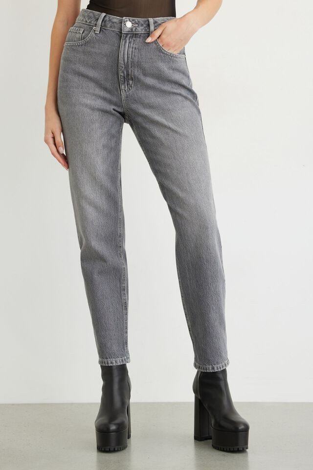 Claudia Mom Jeans | Dynamite Clothing