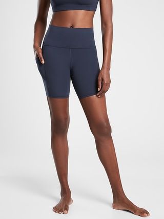 Salutation Stash Pocket II 7" Short | Athleta