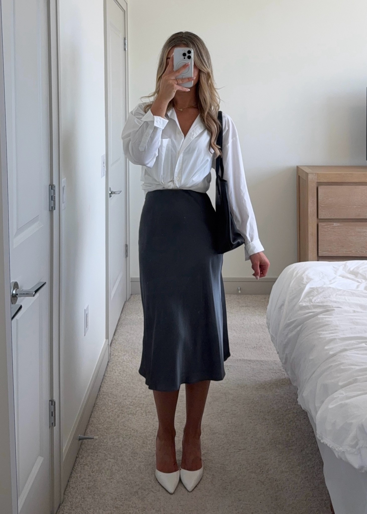 styling a grey silk skirt for the office @Quince 💻 #quincepartner

#LTKWorkwear #LTKootd