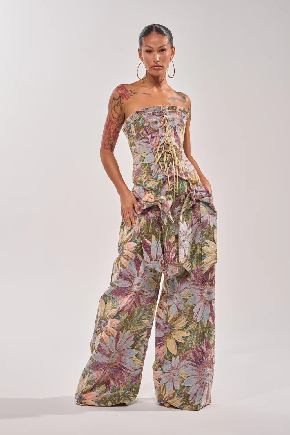 SUNFLOWER FIELDS WILD LEG PANT | AKIRA