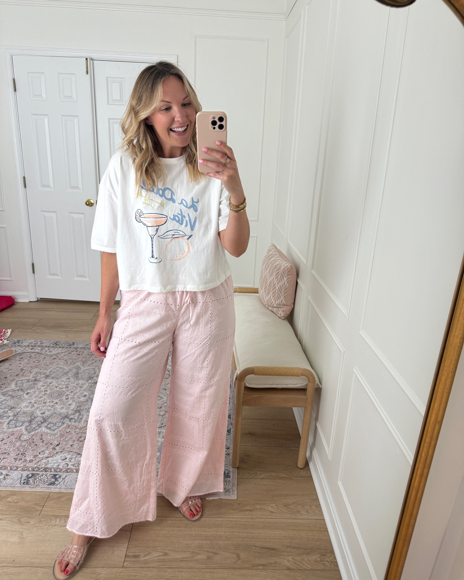 Fun graphic tee and these pants fit perfect! Size 10/large in the pants and med top - casual summer outfit 
fb