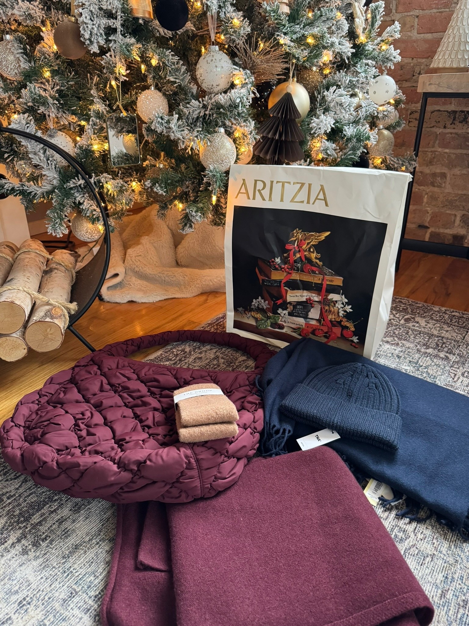 LAST CHANCE! Order by midnight tonight to receive on time for Xmas. Last minute gifts for Aritzia

#LTKGiftGuide #LTKHoliday