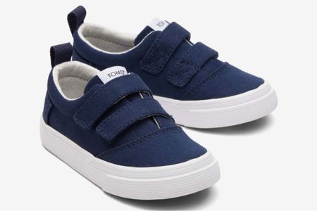 Toddler shoes on sale with code cyber 

#LTKGiftGuide #LTKkids #LTKsalealert