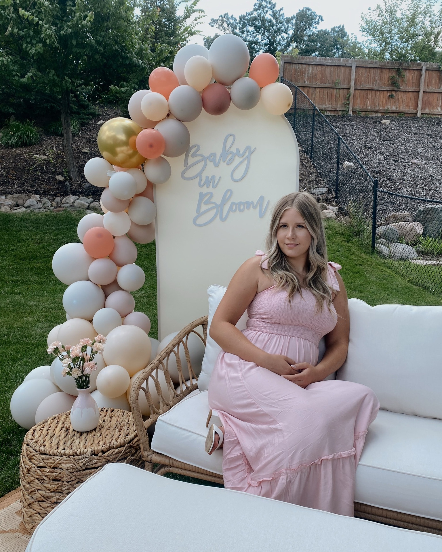 baby shower dress 🌸 

#LTKBump #LTKBaby #LTKStyleTip