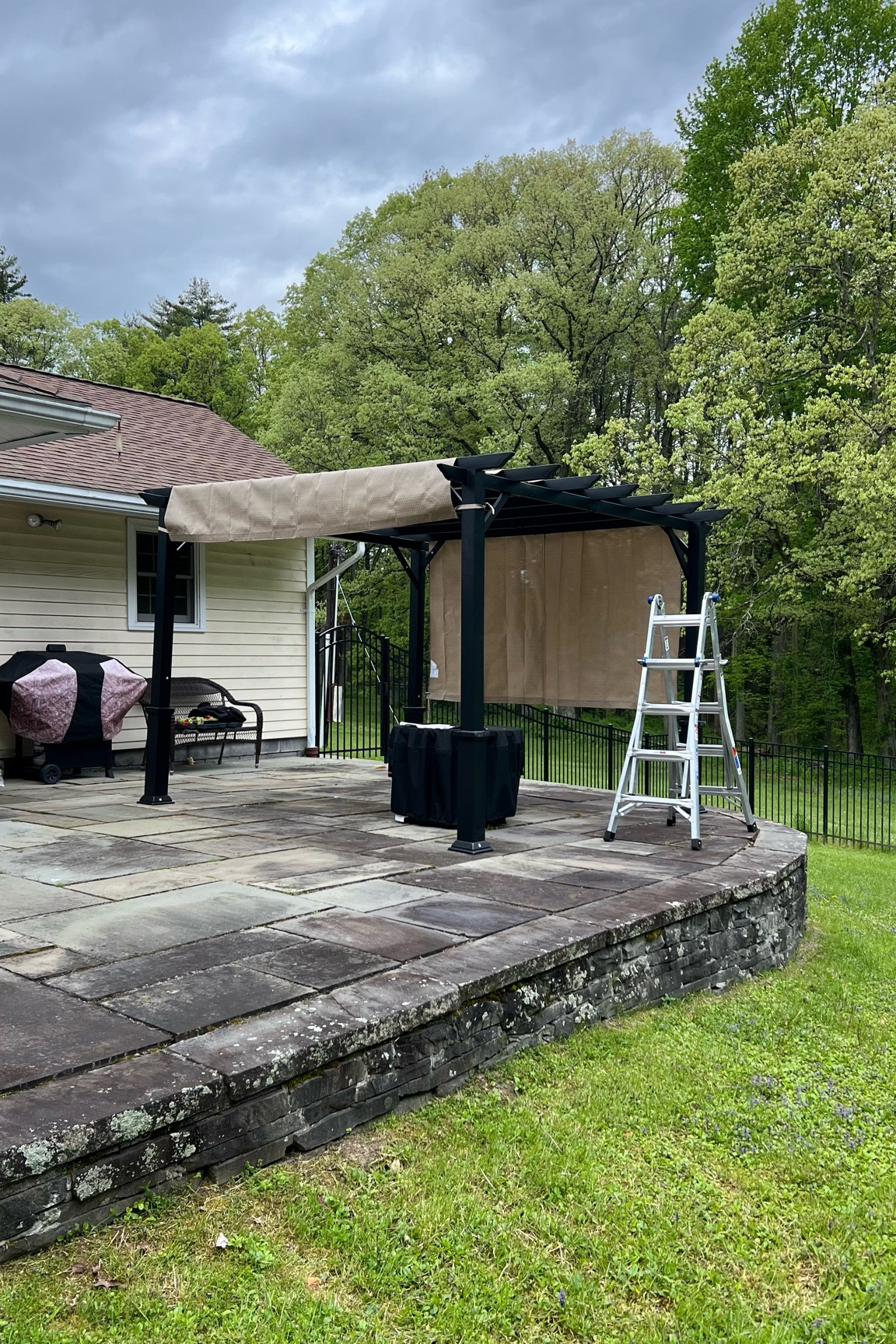 This exact pergola is all sold out but I was able to find a few good ones for you to check out. 

Tap picture below to shop! 

Follow me on LTK app @sakan_luppino for more daily finds and deals! 

#LTKHome #LTKSeasonal #LTKParties