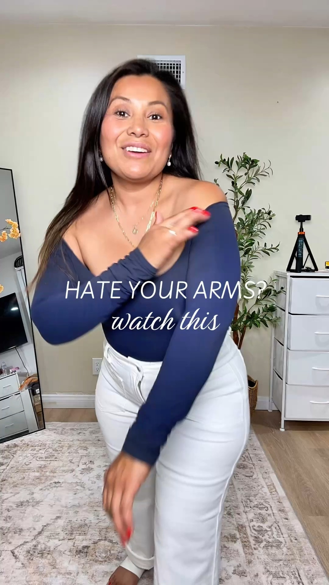 POV: You finally found that top that makes you stop overthinking your arms. Long sleeve off the shoulder buttery soft compression off the shoulder top

#LTKPetite #LTKMidsize #LTKootd