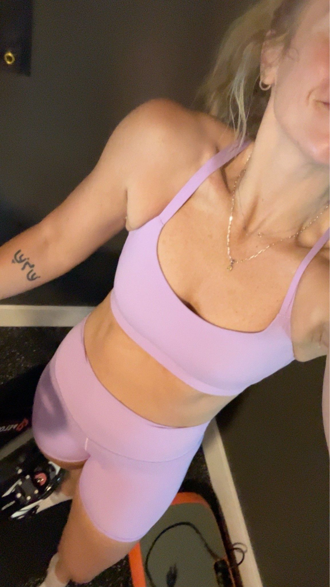Full body workout + a peloton bike tabata! @Aerie set - size small in both pieces

#LTKSaleAlert #LTKActive #LTKfitnessgoals