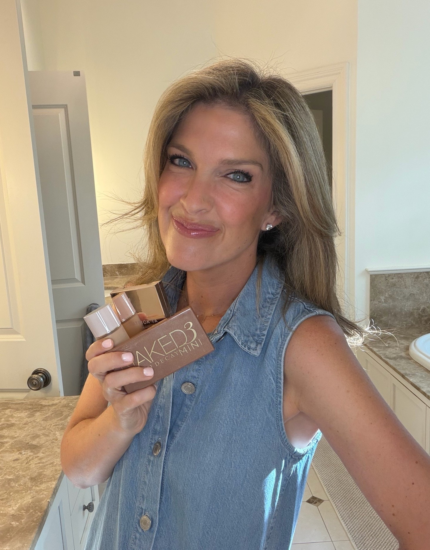PSYouNeedThis: the best products for special event makeup! Comment “SHOP” for links - and the shade names are all listed below! 💯

1) Westman Atelier Supreme Bio Complex Liquid Foundation in “L2”
2) Kosas corrector in “Illusion”
3) LYS Bronzer in “Harmony”
4) DIBS Baked Bronzer in “Espresso Martini”
4) Patrick Ta Blush in “She’s Wanted”
5) Urban Decay Naked 3 Mini Palette
6) Benefit Badgal Hypeliner in “Pitch Black”
7) Tarte Tartelette Mascara Primer
8) Tarte Tartelette XL Tubing Mascara
9) Catrice Magic Shine Eraser
10) Wonderskin Lipliner in “Saddle”
11) Rhode Lip Balm in “PBJ”
12) BK Beauty 101 Brush
13) BK Beauty concealer brush
14) Patrick Ta blush brush
15) Saie powder brush (for bronzer)
16) Morphe eye brushes

#LTKgrwm #LTKSeasonal #LTKBeauty