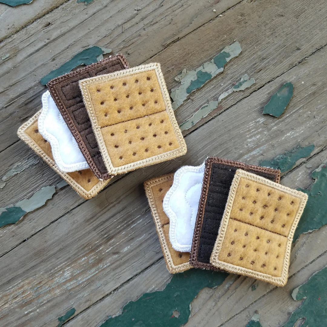 Felt S'mores Play Food Set: Pretend Snack, Graham Crackers | Etsy (US)