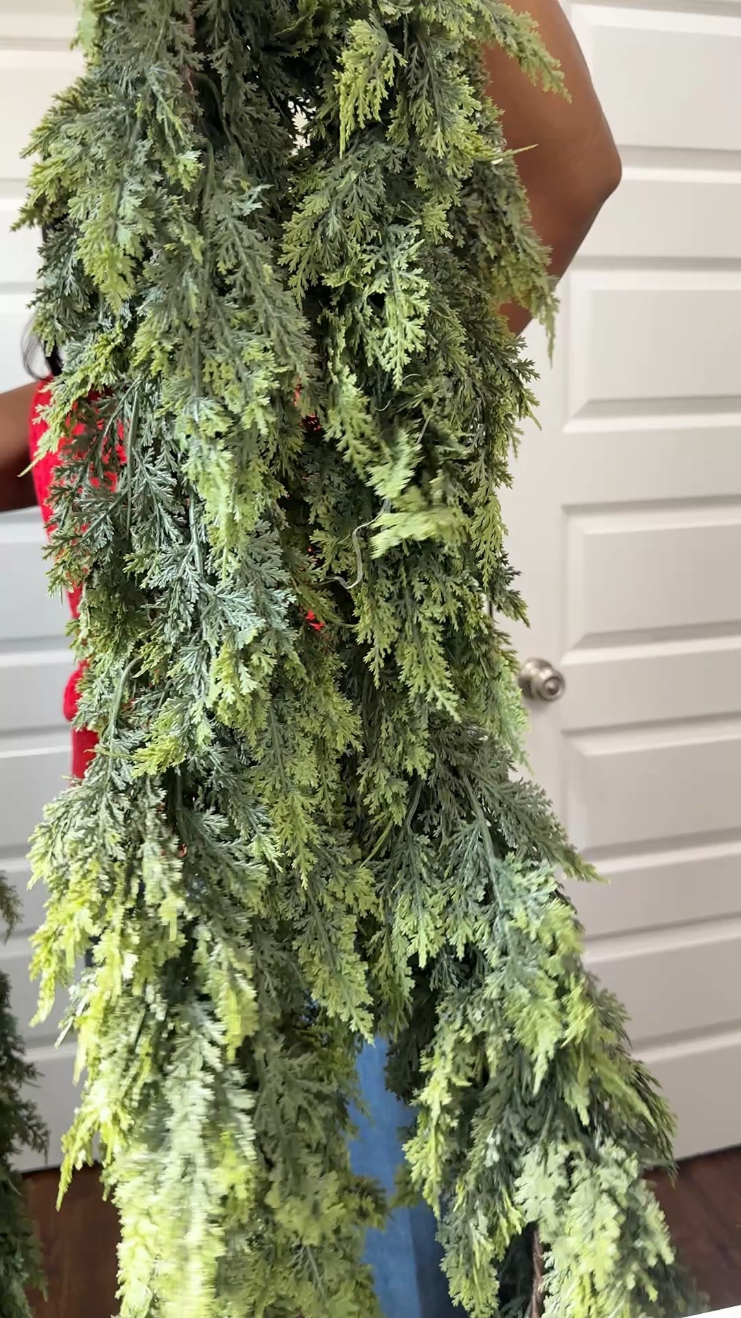 Real Touch Cedar Christmas Garland – Amazon Holiday Home Decor

This real-touch cedar Christmas garland is the secret to getting that full, luxury holiday look without spending a ton. 🎄✨
It’s super realistic, 9 ft long, and perfect for mantles, staircases, entryways, tablescapes — anywhere you want instant Christmas magic.
Linked my exact garland below! 💚
#christmasgarland
#cedargarland
#holidaydecor
#ltkholiday
#ltkhome
#ltkfinds
#amazonhome
#amazonholiday
#ltkamazon
#holidayhomedecor
#festivedecor
#winterdecor
#mantledecor
#christmasaesthetic
#holidayaesthetic
#cozychristmas
#christmasinspo
#holidayinspo
#homedecorideas
#christmasgreens
