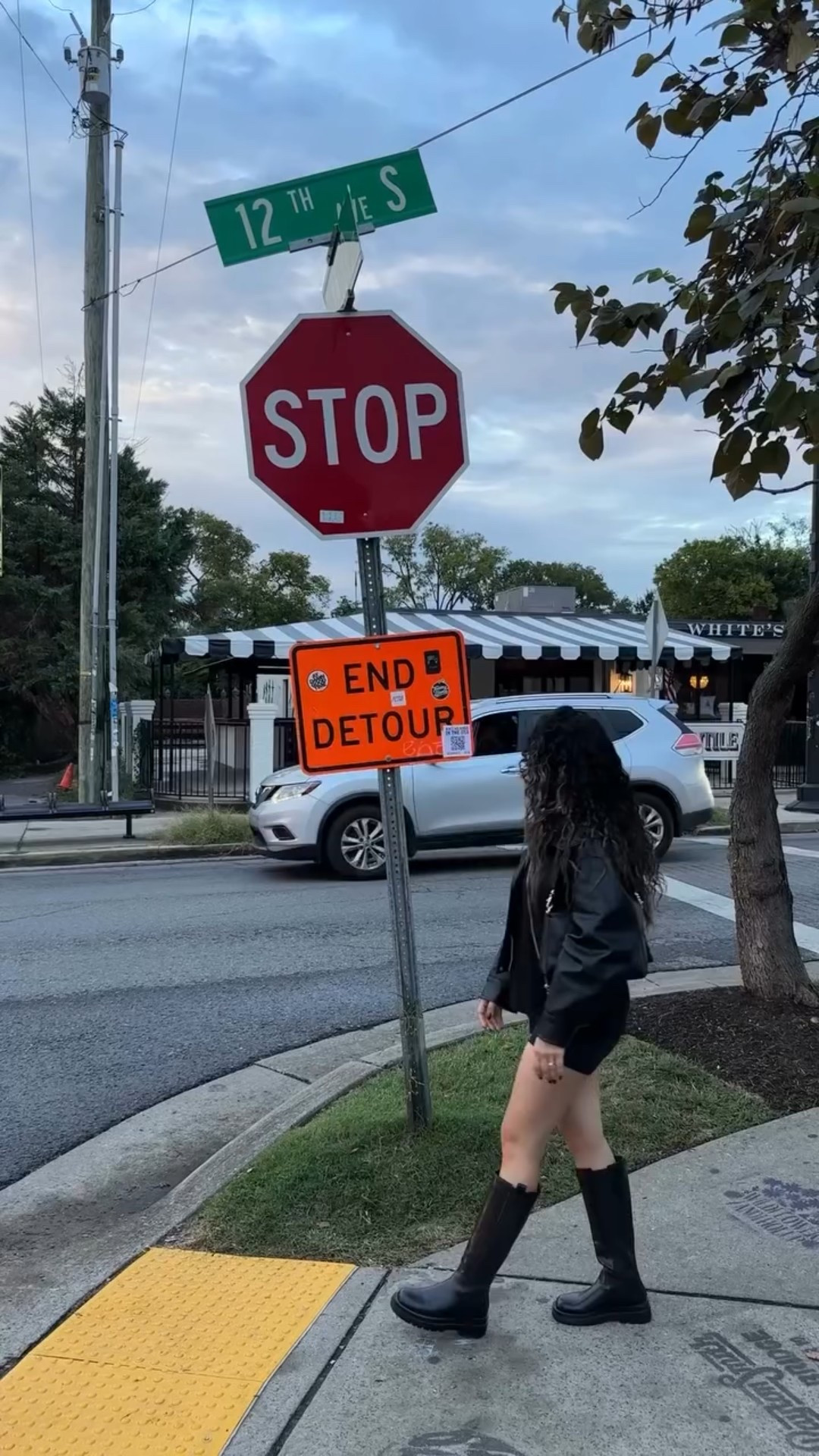 Fresco, femenino y absolutamente inolvidable.🍏
#BeDelicious de @dkny 💚 ✨
disponible en ULTA.
#dkny #bedelicious

#fashionblogger #fashion #lifestyle #fashionstyle