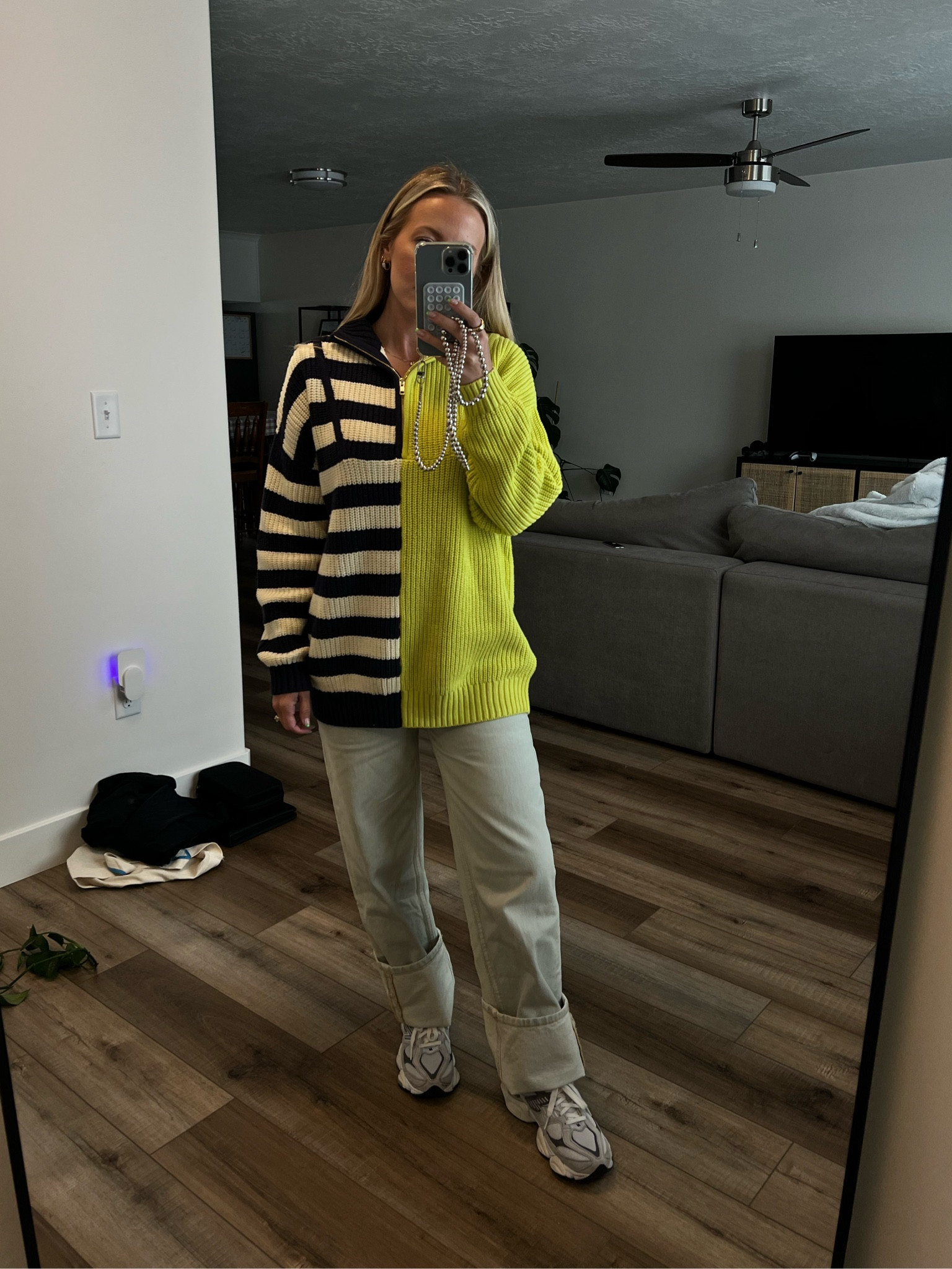 Jeans: Zara

#LTKFindsUnder100