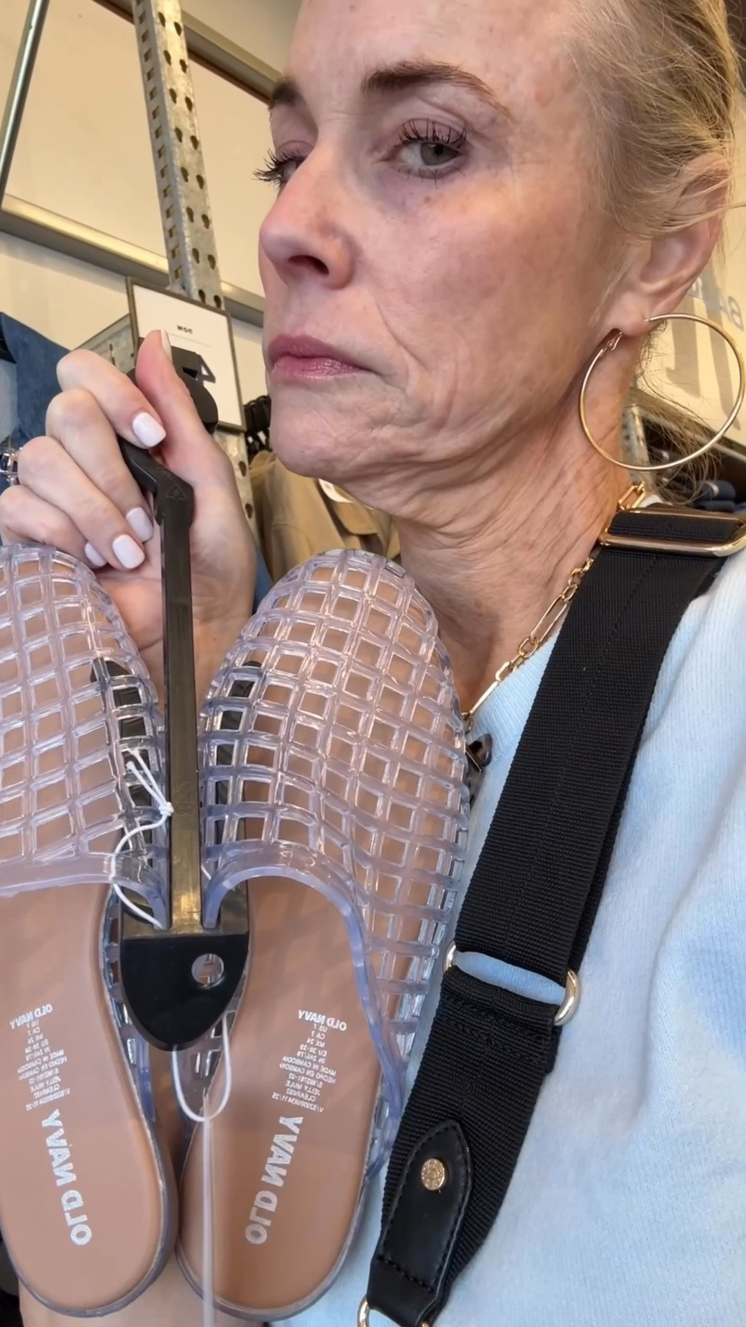 I know these are having a moment right now and I see them everywhere… I just cannot get there 😅

I’ve tried them in the 80s, I really have. But between the way they feel and how they wear… it’s a no for me.

BUT… I did find some really good alternatives at Old Navy that give a similar vibe without being actual jelly (and way more wearable in my opinion). The ballet flats? So many good colors. And the woven pair?? That would 100% be my version of “jelly.” 

If you love them, I fully support you… I just won’t be joining you 🤣



#LTKSaleAlert #LTKvlog #LTKOver40