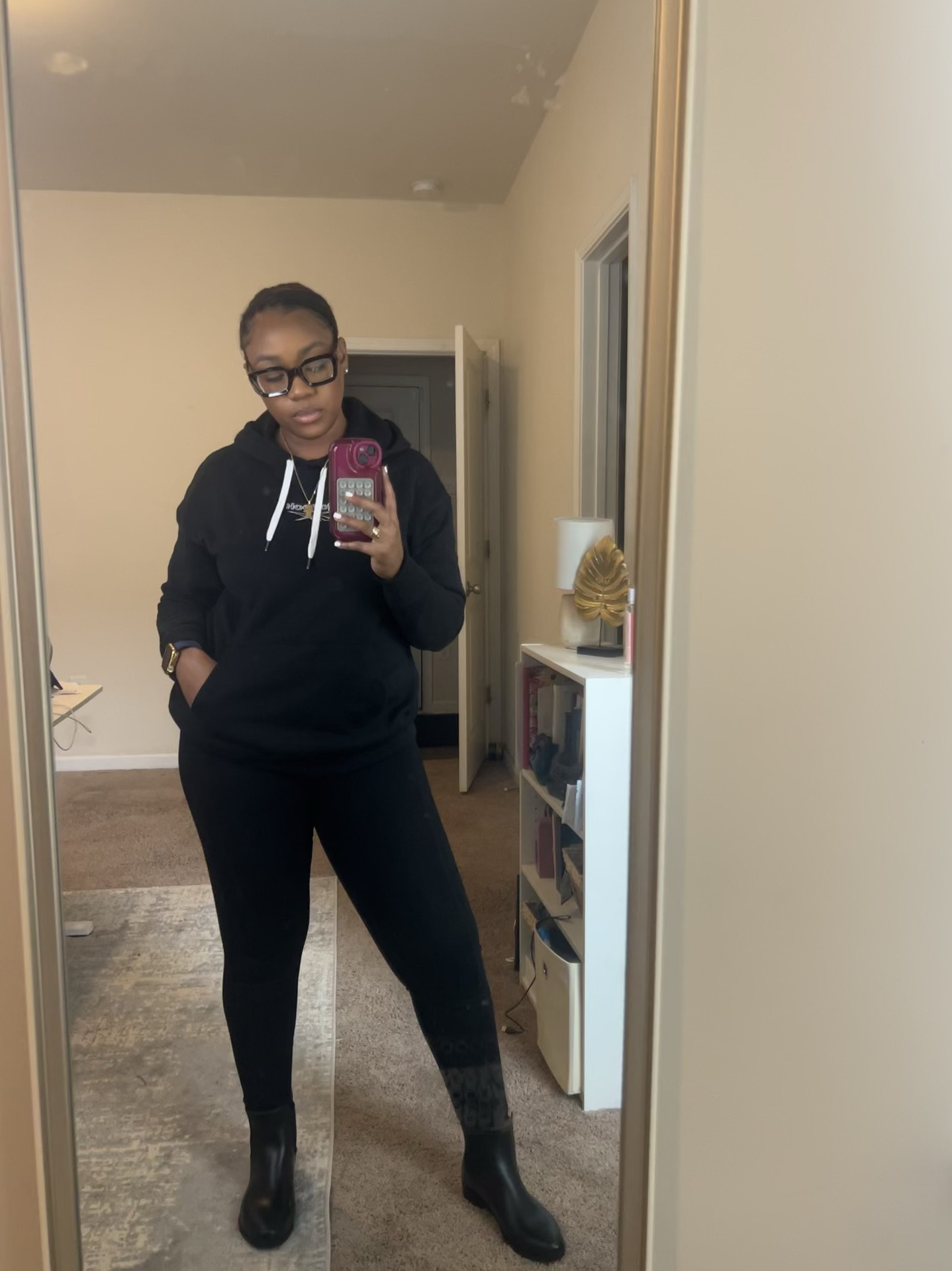 Cozy cute and comfy 🥰

#LTKGiftGuide #LTKMidsize #LTKBeauty