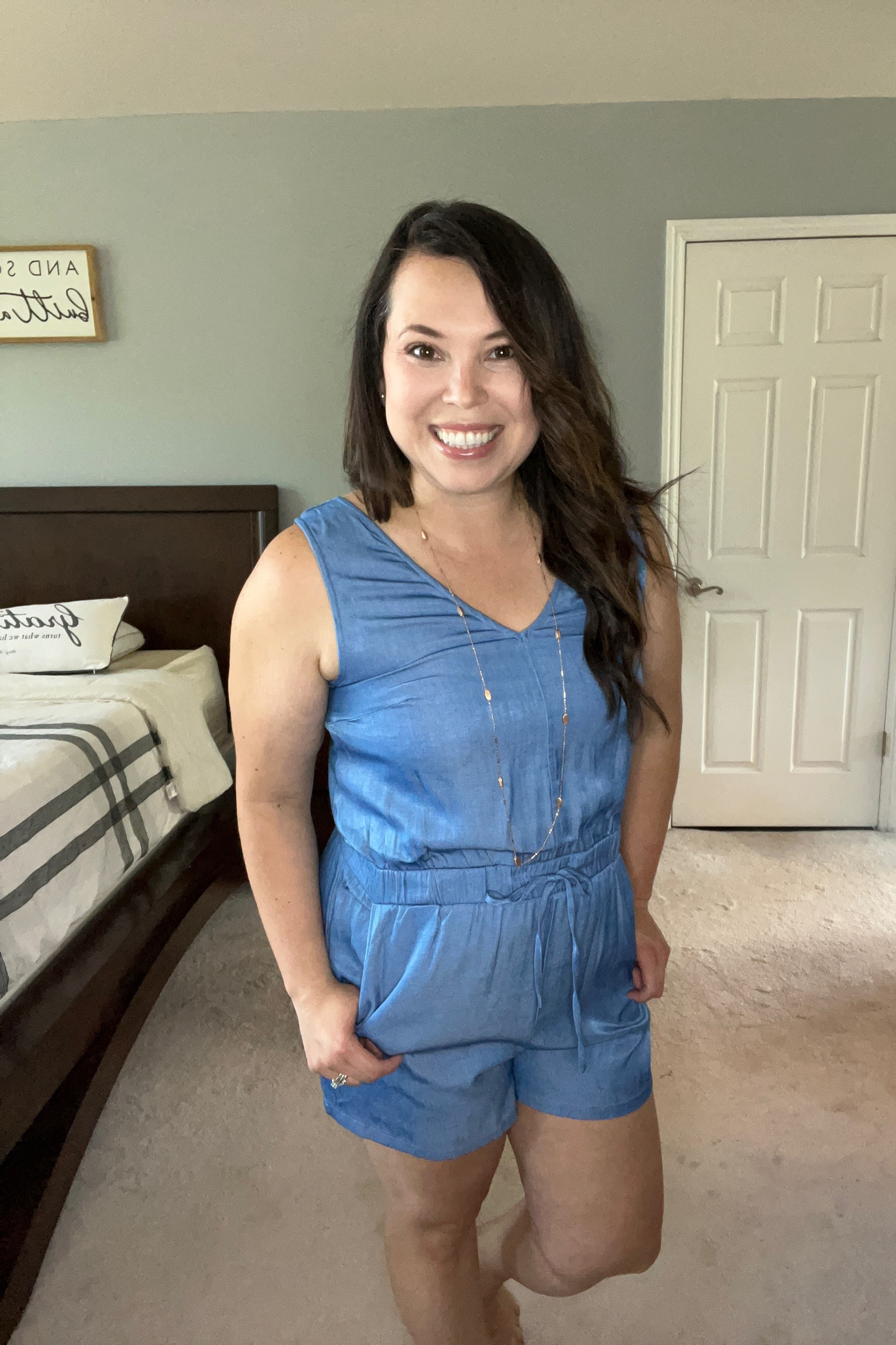 Cute romper for midsize mamas! Size up. I’m wearing large but a XL would have fit more comfortably. Still love this romper for a quick, cute outfit. 

Romper, outfit idea, date night outfit, 

#LTKunder50 #LTKcurves #LTKmidsize
